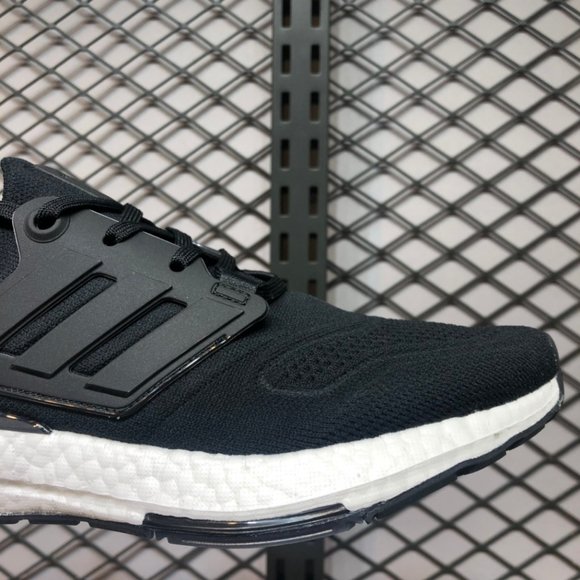 Adidas Ultra Boost 22 main image 7